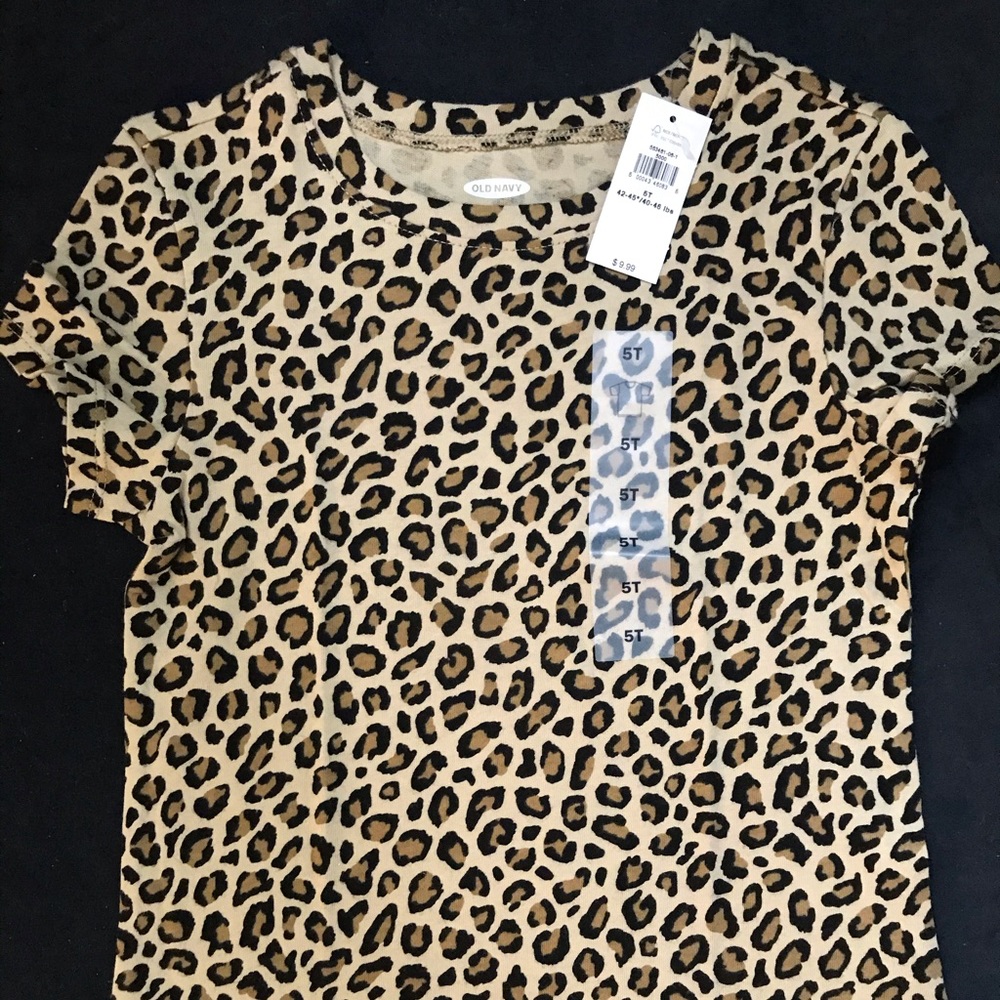 Old Navy Leopard print shirt NWT